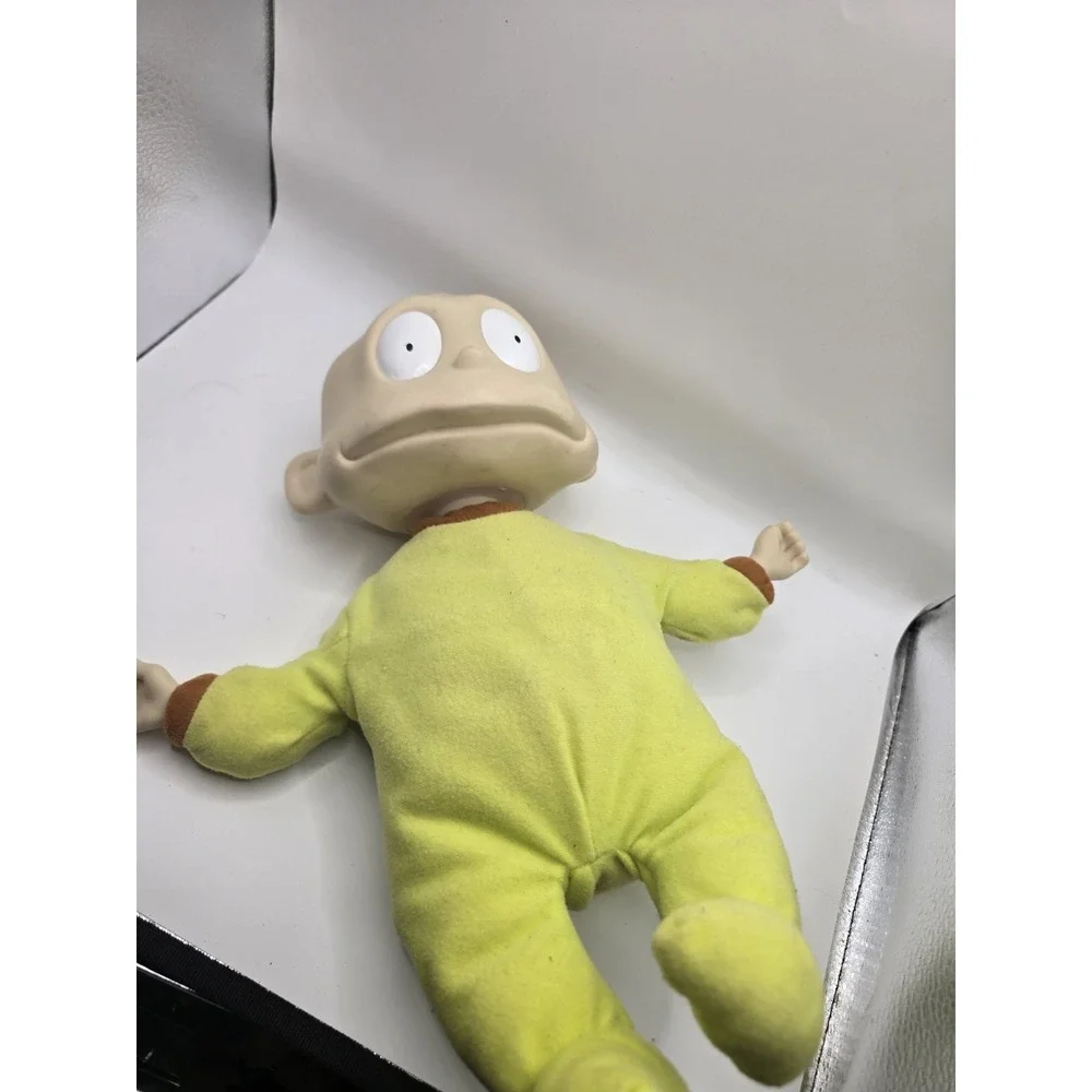 Vintage 1998 Crying Baby Dil Pickles 12